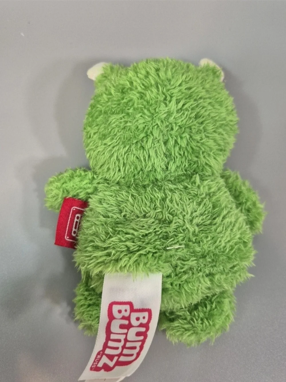 Kellytoy Bum Bumz Matt the Alien Stuffed Plush 7” Pre Loved